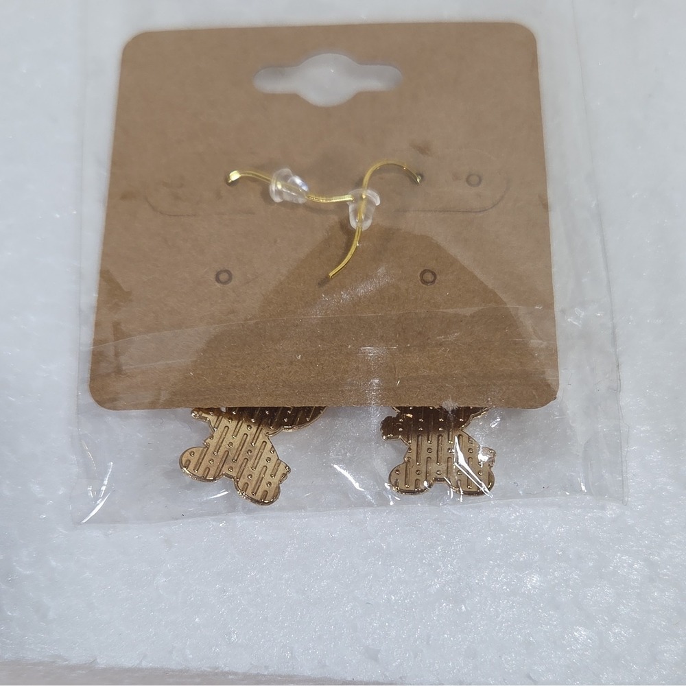 Cartoon Video Game Character Dangle Hook Earrings Enamel Gold Tone Pair - Picture 2 of 2